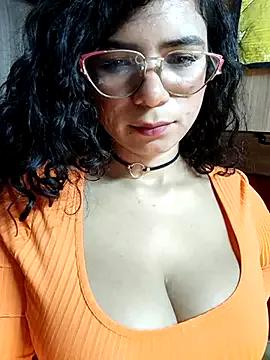Girls: discover live performances with matured cam models, from teasing to fixations, in a variety of stunning live sex cams.
