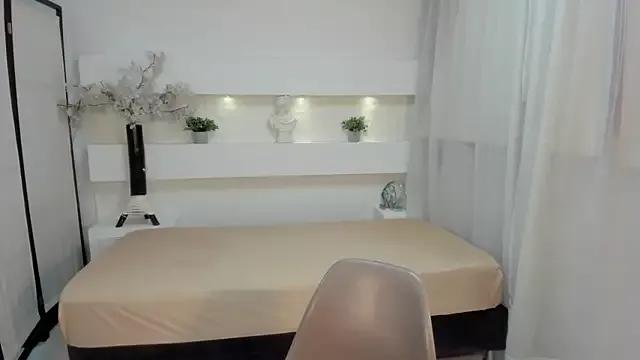 Girls: discover live performances with matured cam models, from teasing to fixations, in a variety of stunning live sex cams.