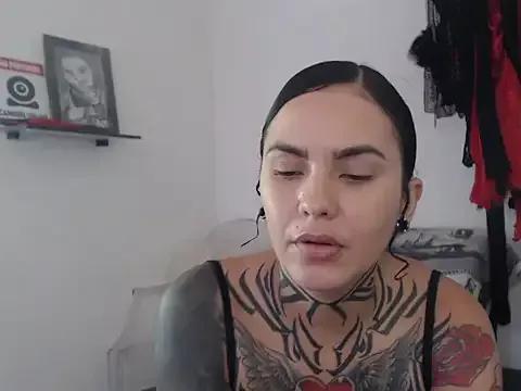 Girls: discover live performances with matured cam models, from teasing to fixations, in a variety of stunning live sex cams.