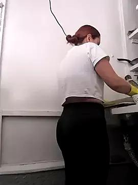 Girls: discover live performances with matured cam models, from teasing to fixations, in a variety of stunning live sex cams.