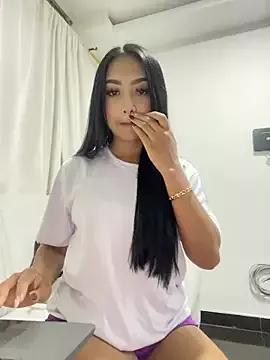 Girls: discover live performances with matured cam models, from teasing to fixations, in a variety of stunning live sex cams.