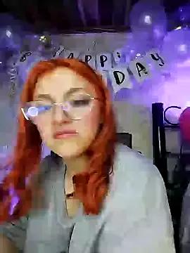 Girls: discover live performances with matured cam models, from teasing to fixations, in a variety of stunning live sex cams.