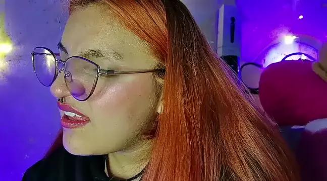 Girls: discover live performances with matured cam models, from teasing to fixations, in a variety of stunning live sex cams.