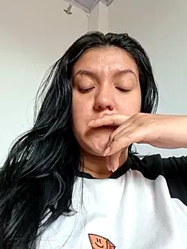 Sophie-hatter from StripChat is Freechat