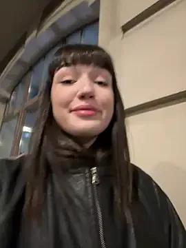 Girls: discover live performances with matured cam models, from teasing to fixations, in a variety of stunning live sex cams.