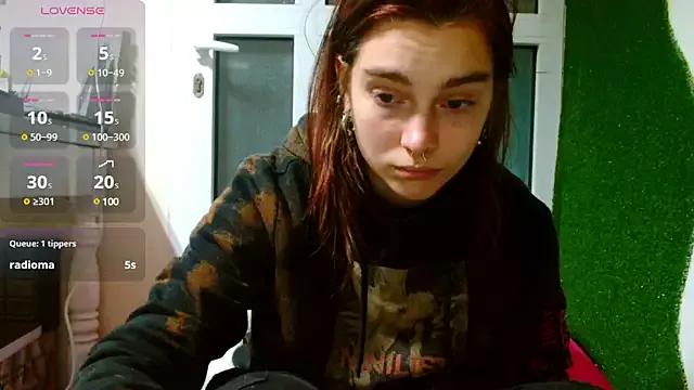 Girls: discover live performances with matured cam models, from teasing to fixations, in a variety of stunning live sex cams.