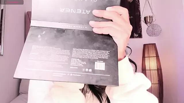 sophie_lopera from StripChat is Freechat