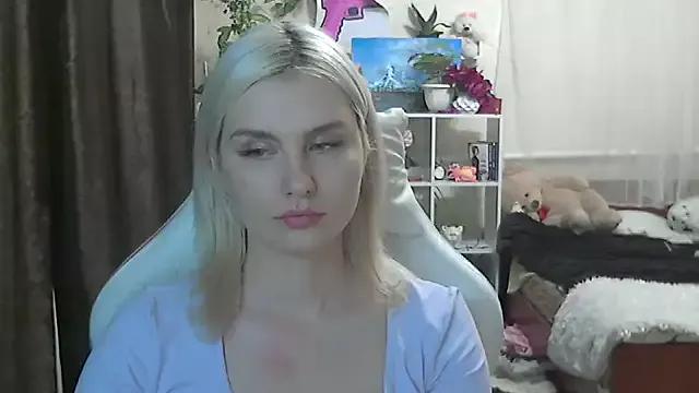 SophieMiss from StripChat is Freechat