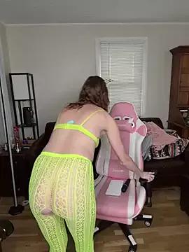 SpaceCowWhore from StripChat is Freechat