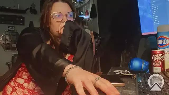 Girls: discover live performances with matured cam models, from teasing to fixations, in a variety of stunning live sex cams.