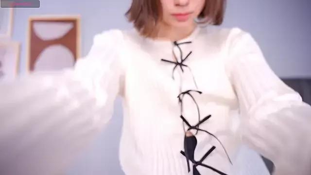 Girls: discover live performances with matured cam models, from teasing to fixations, in a variety of stunning live sex cams.