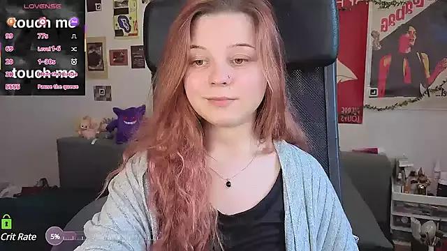 StellaSexdoll from StripChat is Freechat