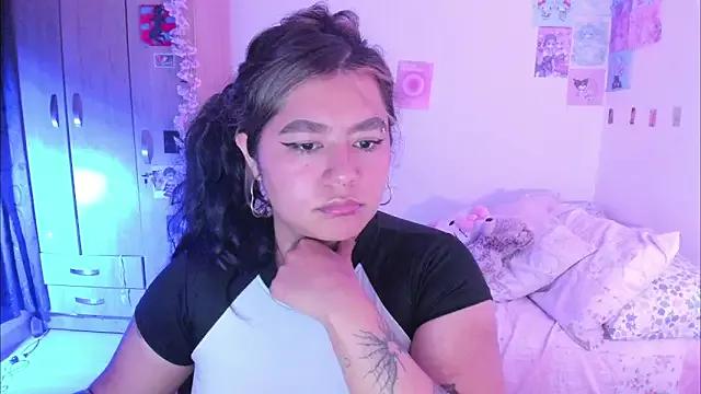 StephaniFox from StripChat is Freechat