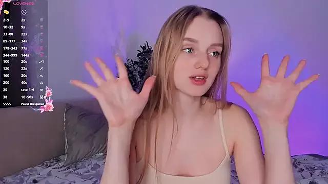 Girls: discover live performances with matured cam models, from teasing to fixations, in a variety of stunning live sex cams.