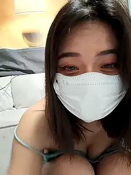 Su-nshine from StripChat is Freechat