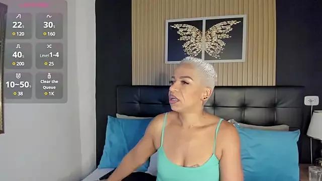 Girls: discover live performances with matured cam models, from teasing to fixations, in a variety of stunning live sex cams.