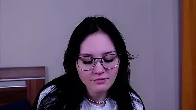 SunnEsser from StripChat