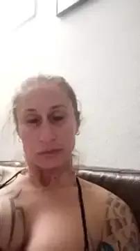 sunnys66 from StripChat
