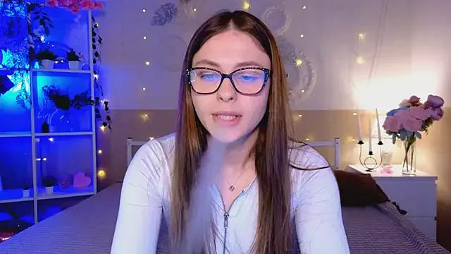 Sunshine-_-Kelly from StripChat