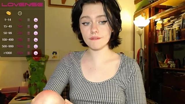 Girls: discover live performances with matured cam models, from teasing to fixations, in a variety of stunning live sex cams.