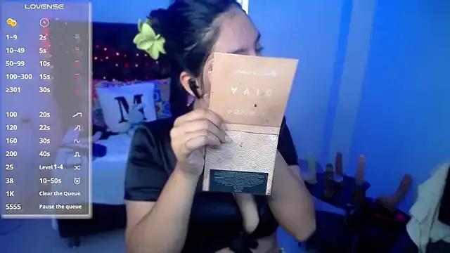 susan_smith18 from StripChat