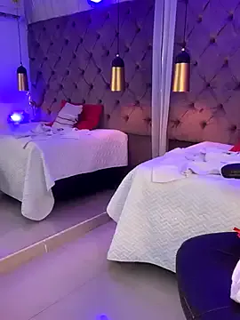 Sussan__ on StripChat