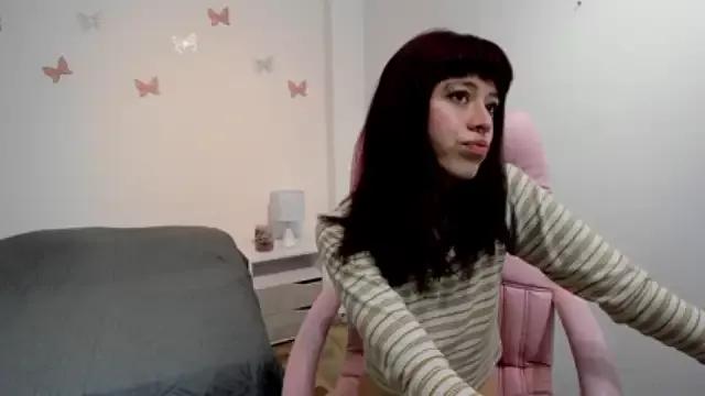 SuzzyC from StripChat