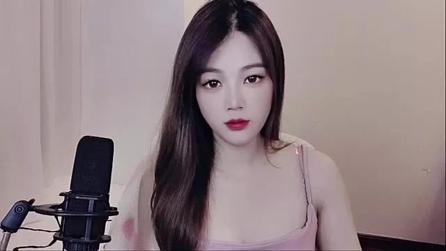 sweet-baby from StripChat