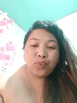 Girls: discover live performances with matured cam models, from teasing to fixations, in a variety of stunning live sex cams.