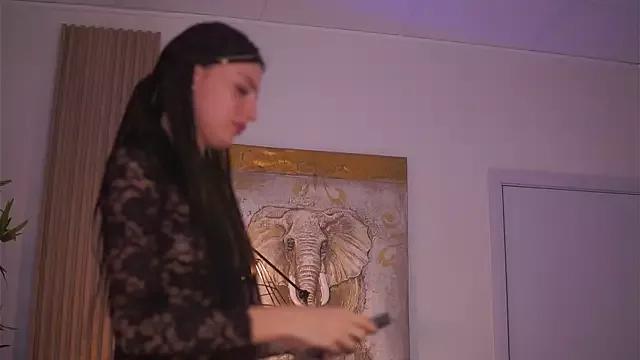 Girls: discover live performances with matured cam models, from teasing to fixations, in a variety of stunning live sex cams.