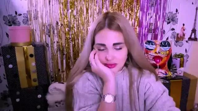 Sweet_smile_s from StripChat