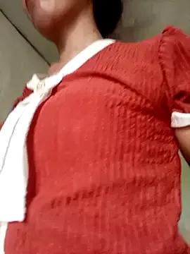 Sweet_Toy20 from StripChat