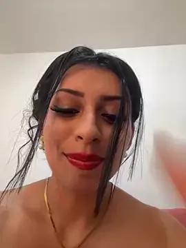 Girls: discover live performances with matured cam models, from teasing to fixations, in a variety of stunning live sex cams.