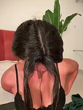 Girls: discover live performances with matured cam models, from teasing to fixations, in a variety of stunning live sex cams.