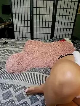 Girls: discover live performances with matured cam models, from teasing to fixations, in a variety of stunning live sex cams.