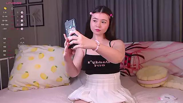 Girls: discover live performances with matured cam models, from teasing to fixations, in a variety of stunning live sex cams.