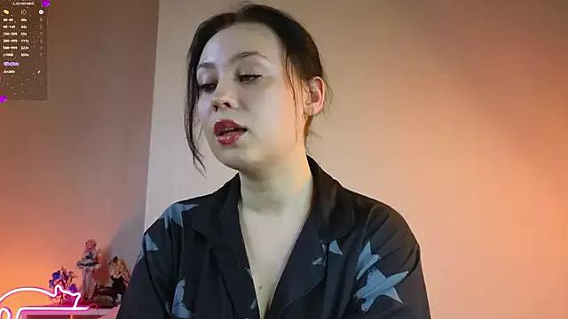 sweetie_queen from StripChat