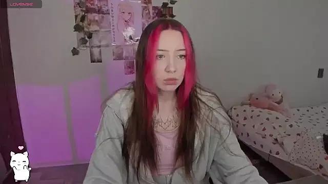 Girls: discover live performances with matured cam models, from teasing to fixations, in a variety of stunning live sex cams.