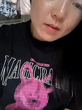 Sweetlove_77 from StripChat