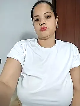 sweetpe on StripChat