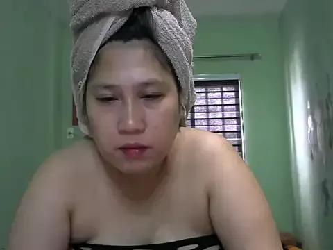 sweetsexysmile from StripChat is Freechat