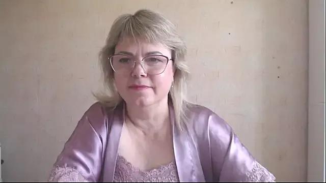 sweetsunset11 from StripChat is Freechat