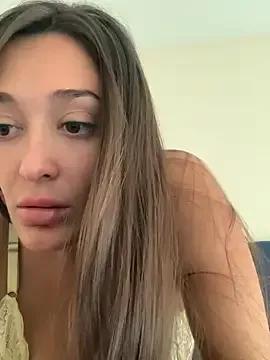 Girls: discover live performances with matured cam models, from teasing to fixations, in a variety of stunning live sex cams.