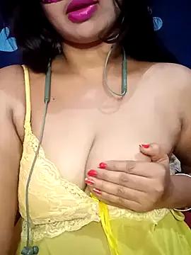 Girls: discover live performances with matured cam models, from teasing to fixations, in a variety of stunning live sex cams.