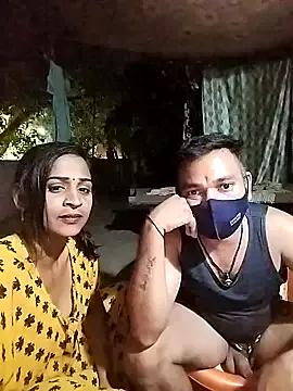 Girls: discover live performances with matured cam models, from teasing to fixations, in a variety of stunning live sex cams.