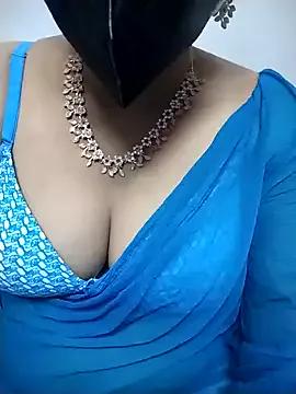 Girls: discover live performances with matured cam models, from teasing to fixations, in a variety of stunning live sex cams.