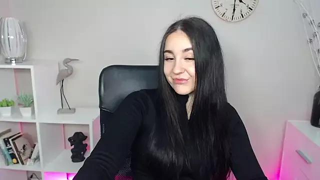 Girls: discover live performances with matured cam models, from teasing to fixations, in a variety of stunning live sex cams.