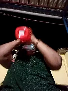 tamil_Vanthana from StripChat is Freechat