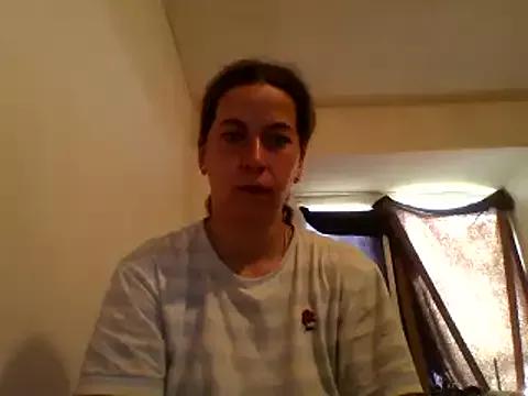 Tamilashaa from StripChat is Freechat