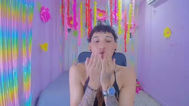 tammy_bensom from StripChat